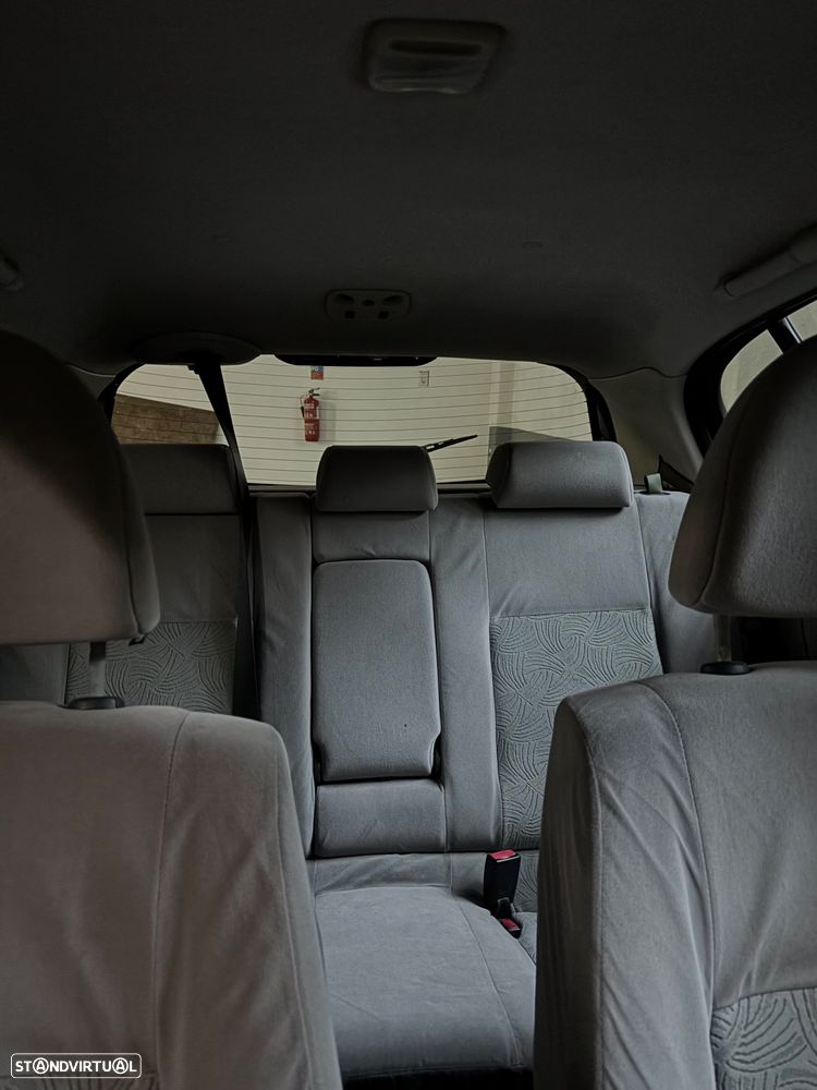 Nissan Almera 1.5 Comfort ABS+AC - 10