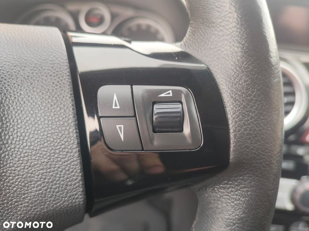 Opel Corsa 1.4 16V Energy - 29