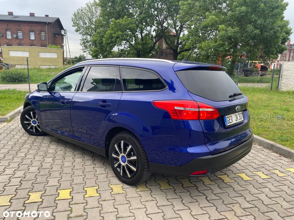 Ford Focus 1.0 EcoBoost Trend Edition Business - 4