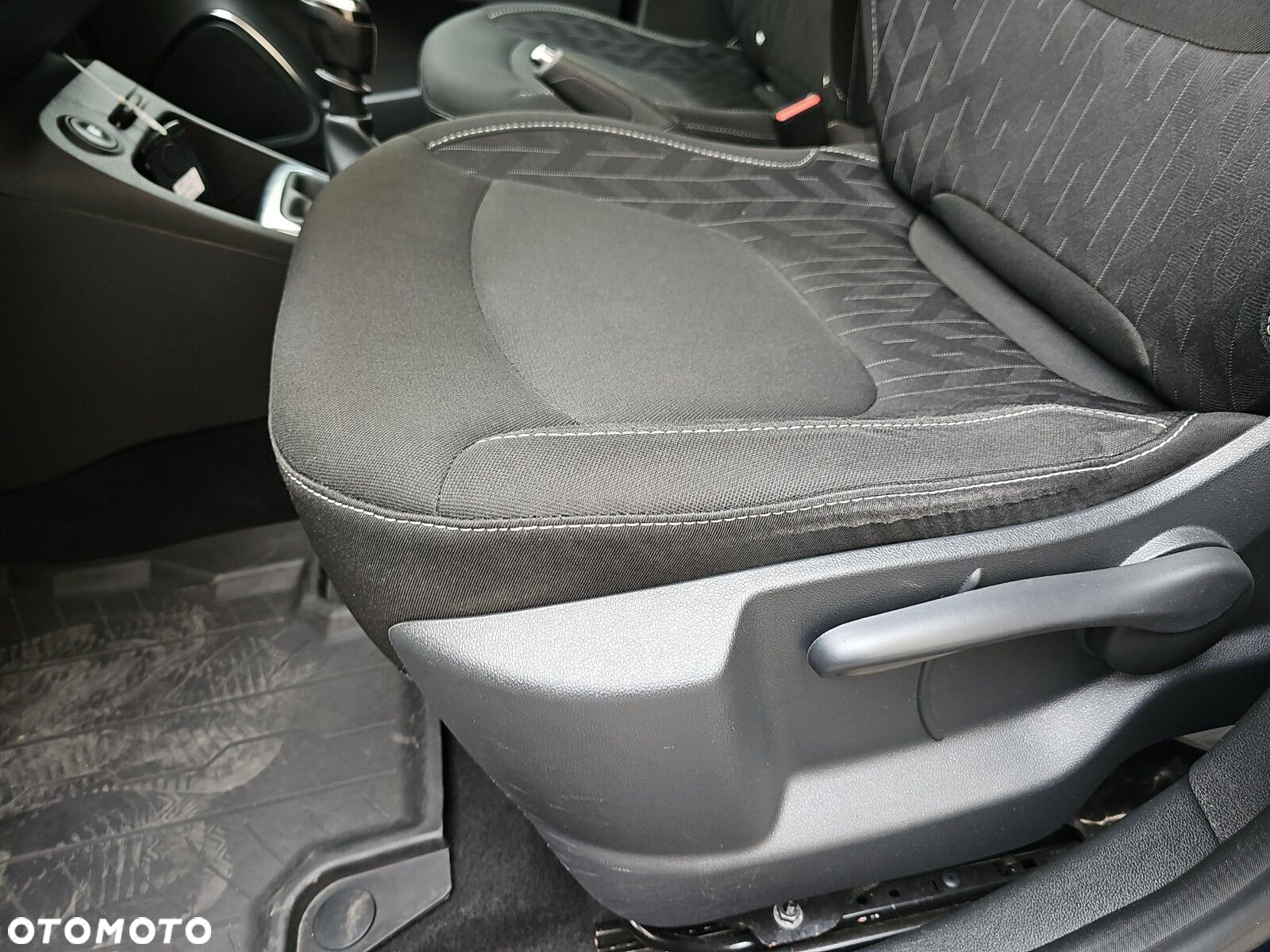Renault Captur - 27