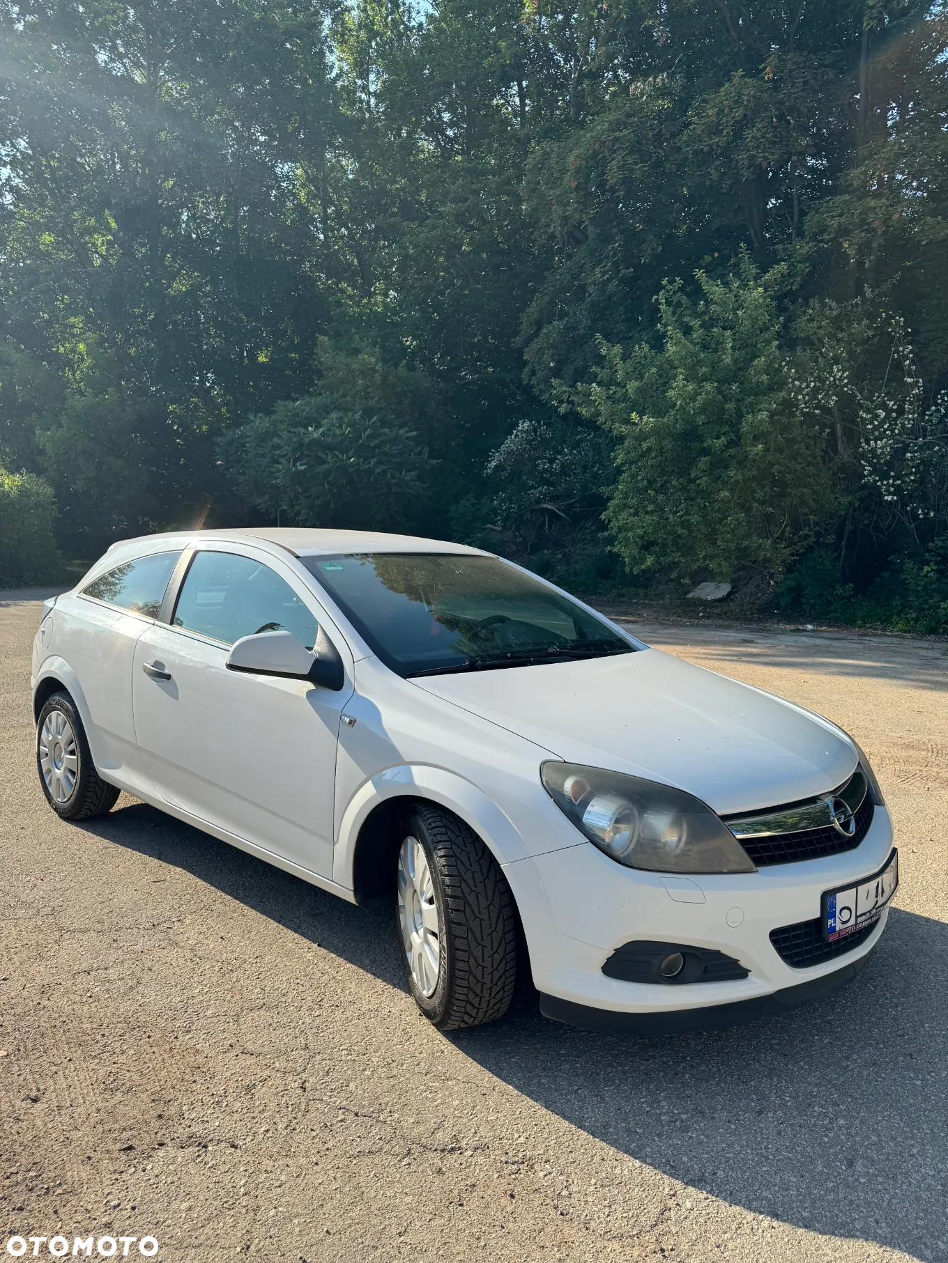 Opel Astra GTC 1.4 - 5