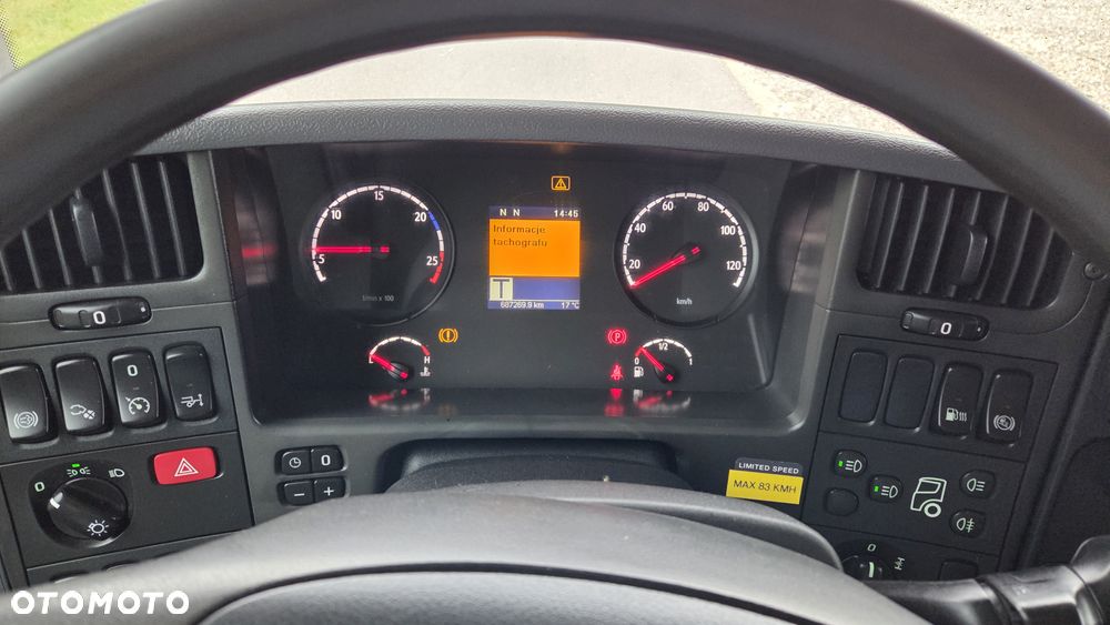 Scania P 280  izoterma 4x2 EURO 5 otwierany bok kontener - 5