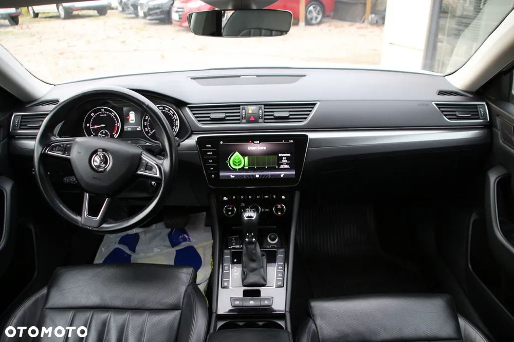 Skoda Superb 2.0 TDI 4x4 DSG Ambition - 31