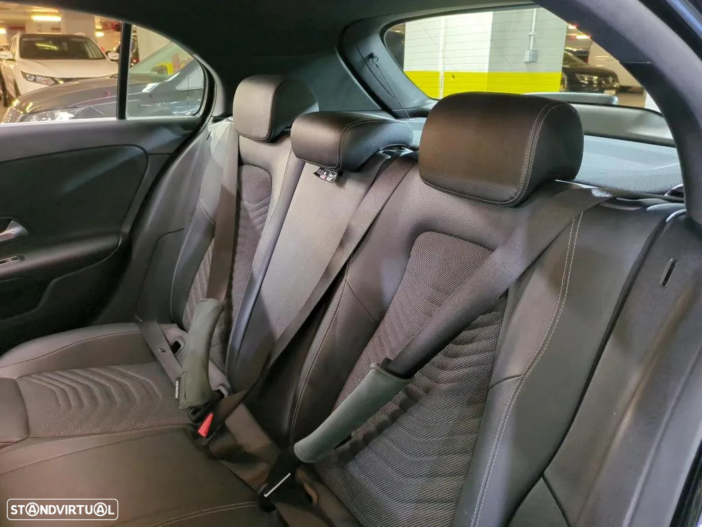Mercedes-Benz A 250 e Style Plus - 12