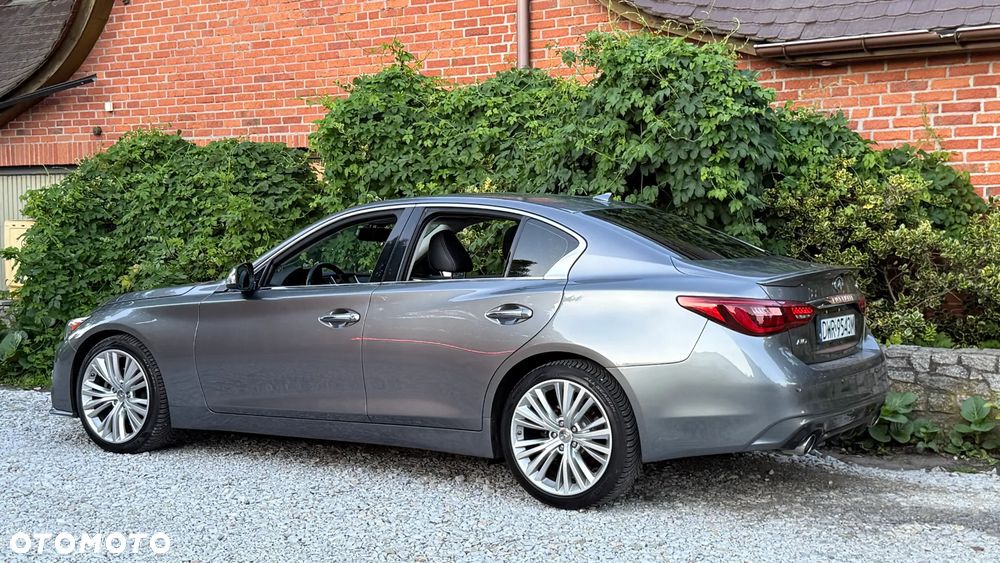 Infiniti Q50 - 1