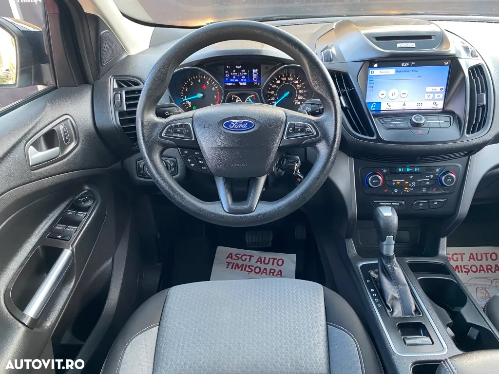 Ford Kuga - 8