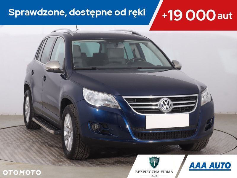 Volkswagen Tiguan - 2