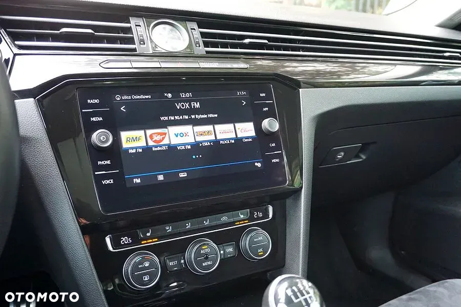 Volkswagen Arteon 2.0 TDI SCR Elegance - 35