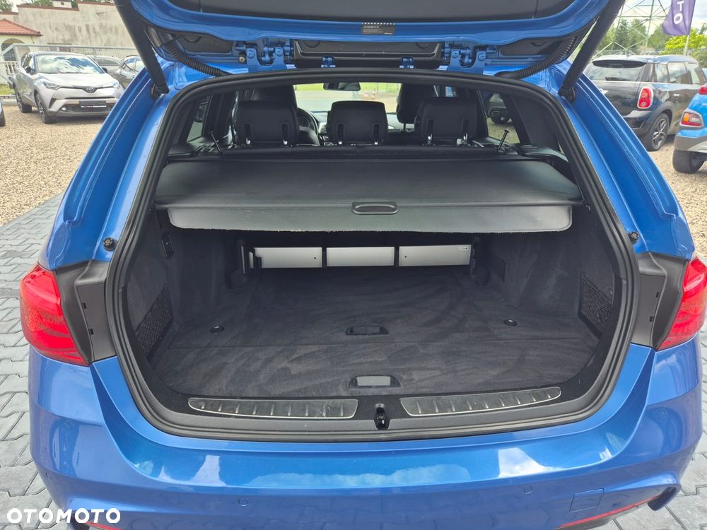 BMW Seria 3 320d xDrive Sport Line - 19