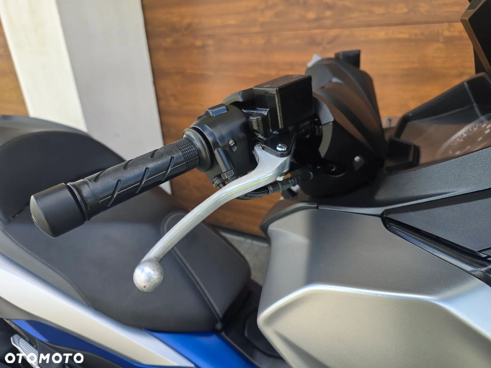 Honda NSS - 23