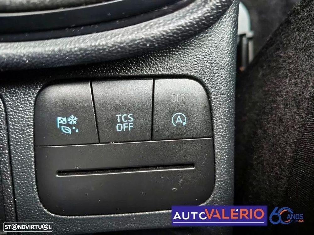 Ford Fiesta 1.0 EcoBoost ST-Line - 27