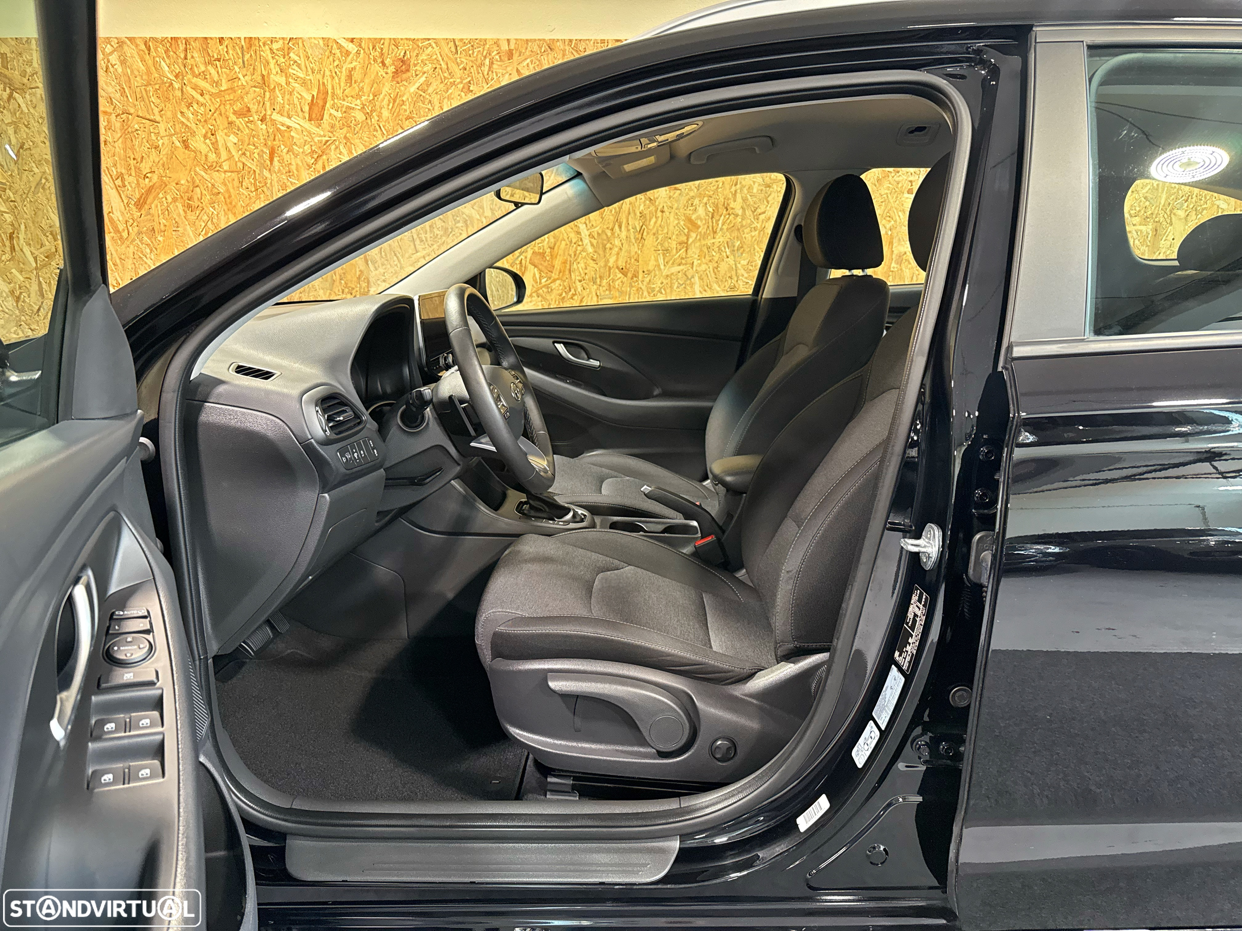 Hyundai i30 SW 1.0 T-GDI 48V-Hybrid DCT Connect & Go - 27