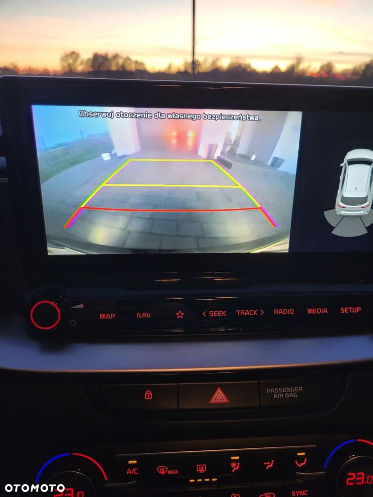 Kia Ceed 1.6 CRDi (48V Mild-Hybrid) Platinum - 28