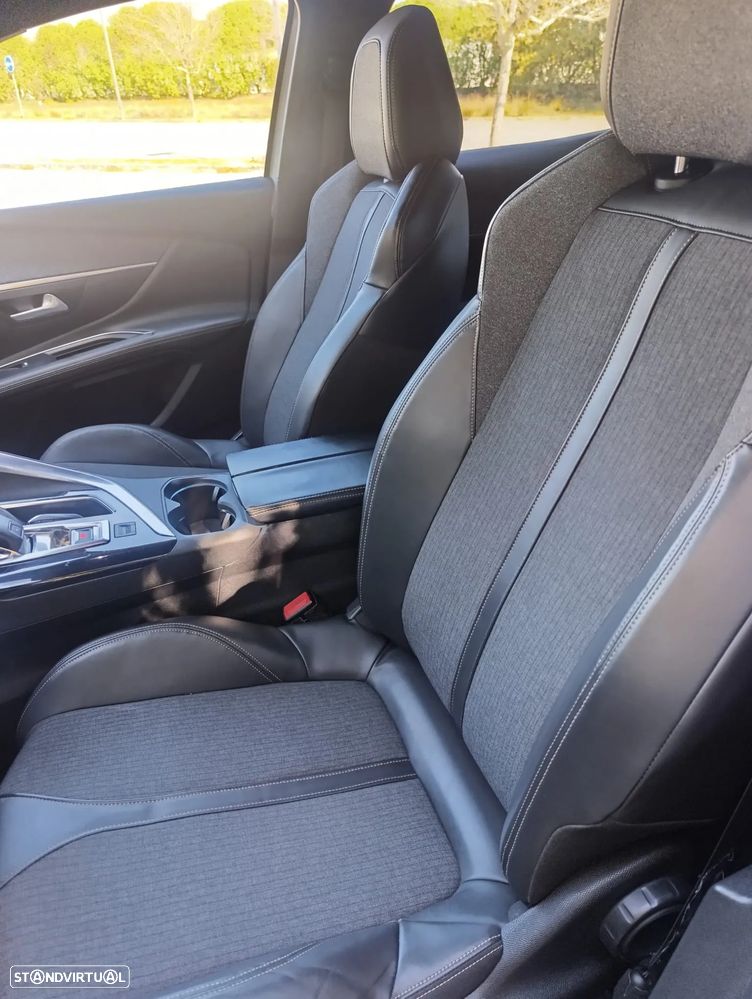 Peugeot 3008 1.6 BlueHDi GT Line EAT6 - 17