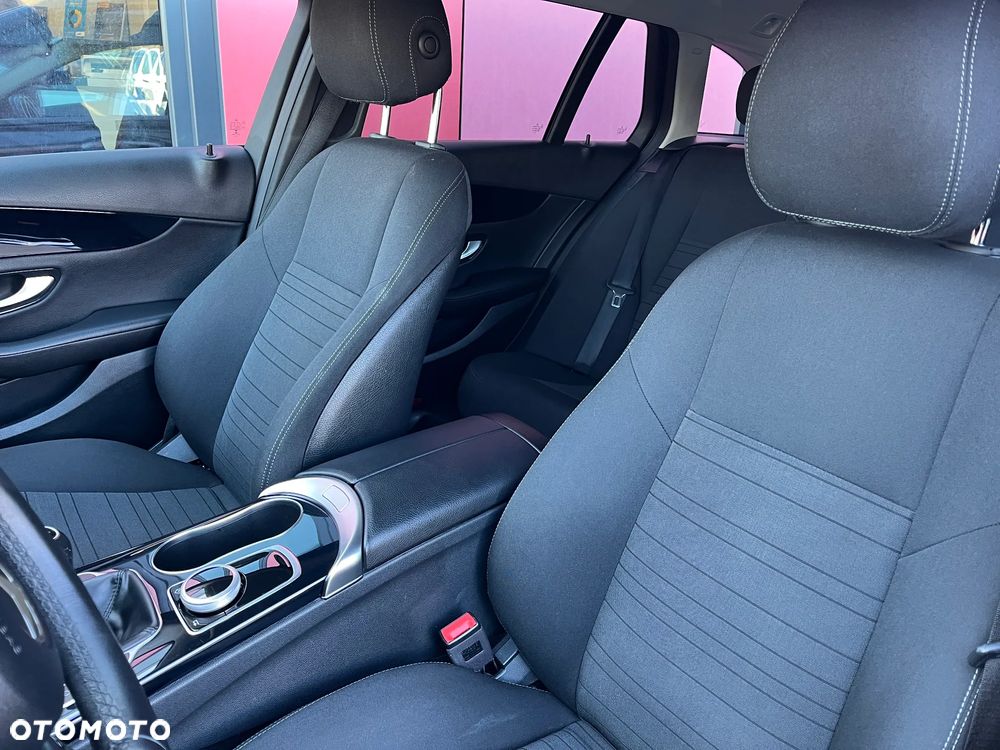 Mercedes-Benz Klasa C 200 d - 14