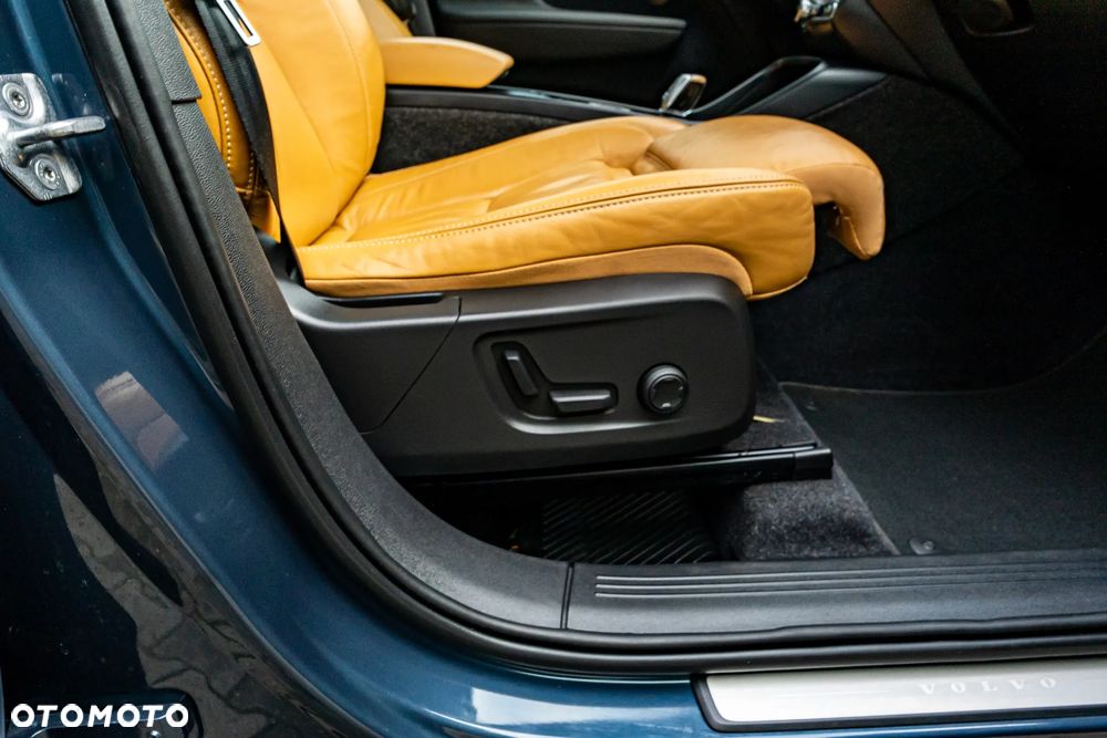 Volvo XC 40 T5 AWD Inscription - 17