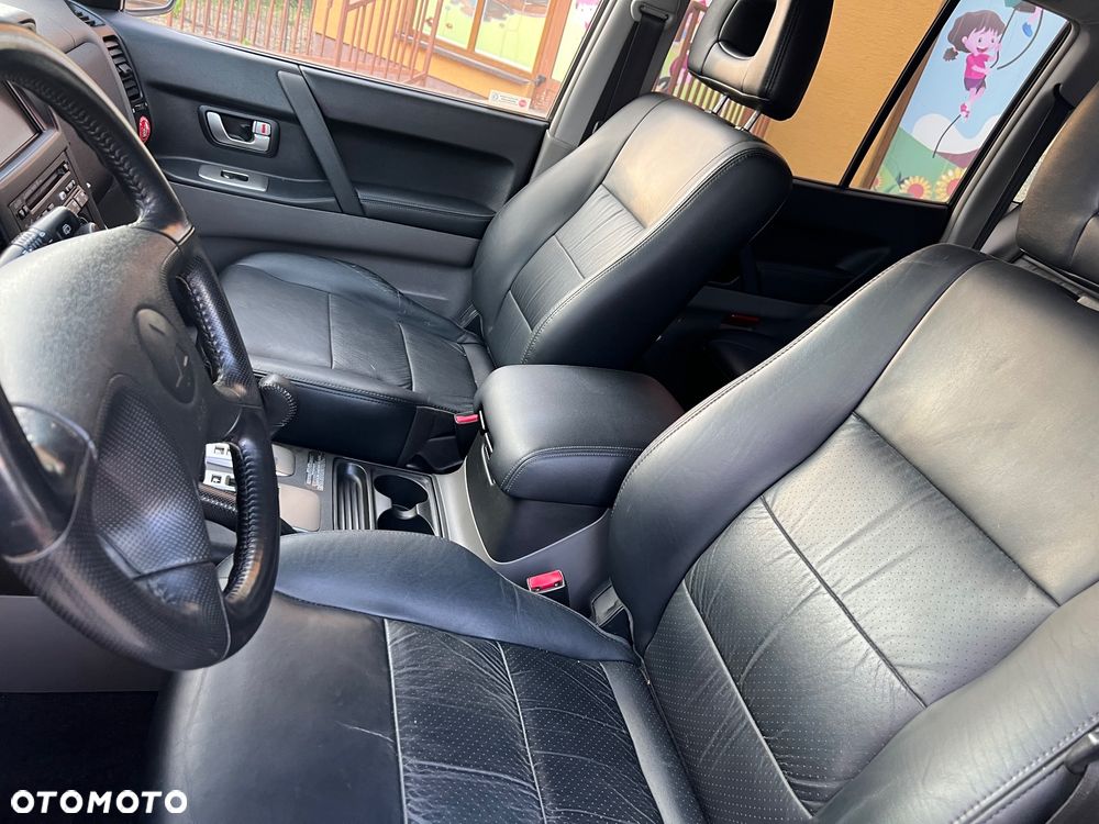 Mitsubishi Pajero 3.5 V6 GDI 7os (lea) - 14