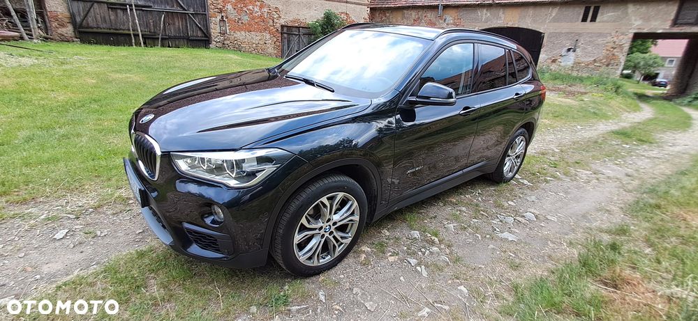 BMW X1 xDrive20i Advantage sport - 2