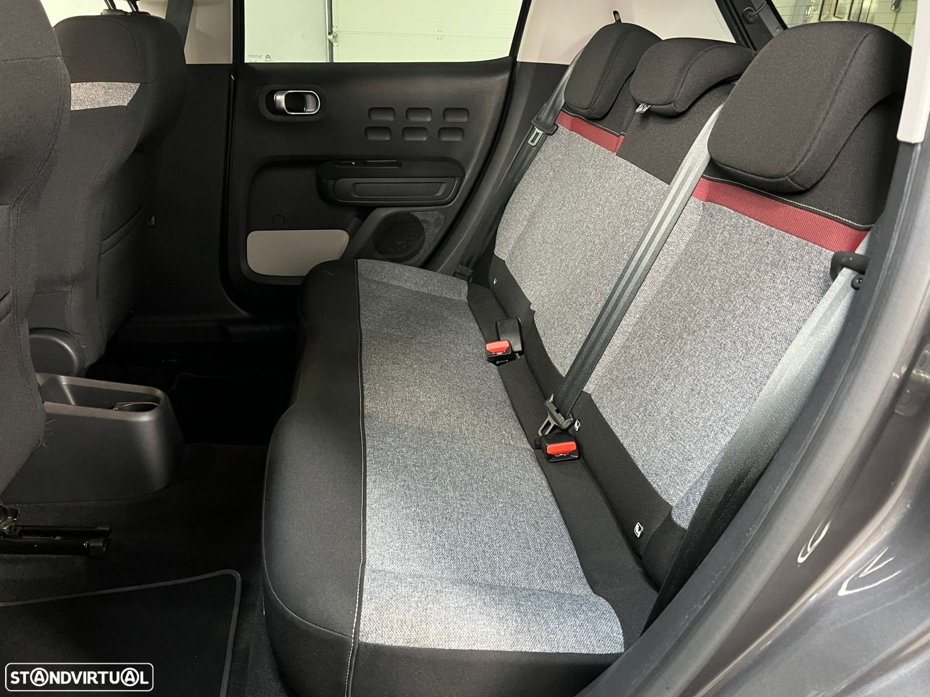 Citroën C3 1.2 PureTech Shine - 7