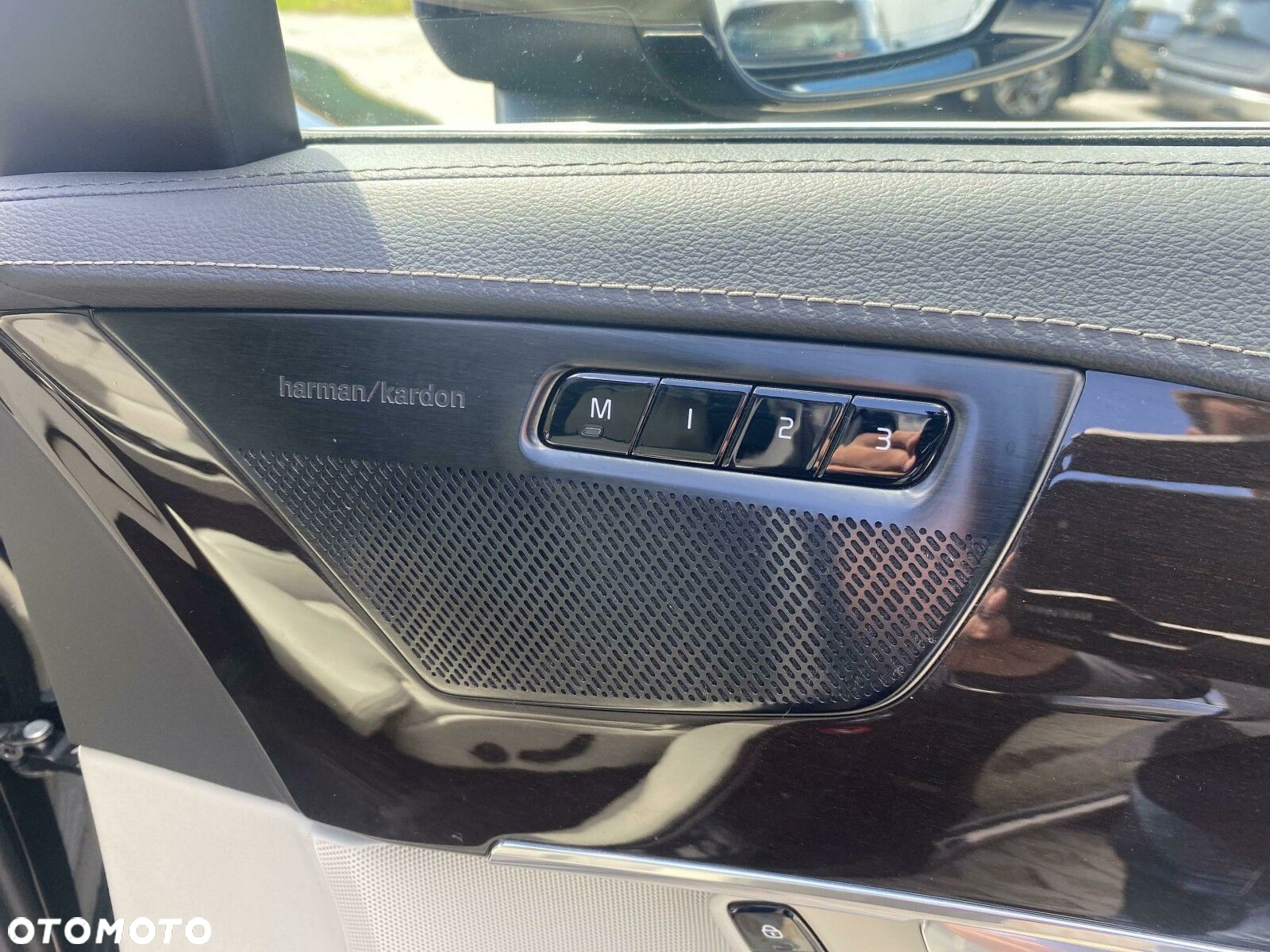 Volvo XC 90 - 21