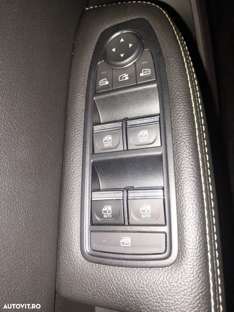 Renault Arkana E-TECH Hybrid 145 Techno - 11