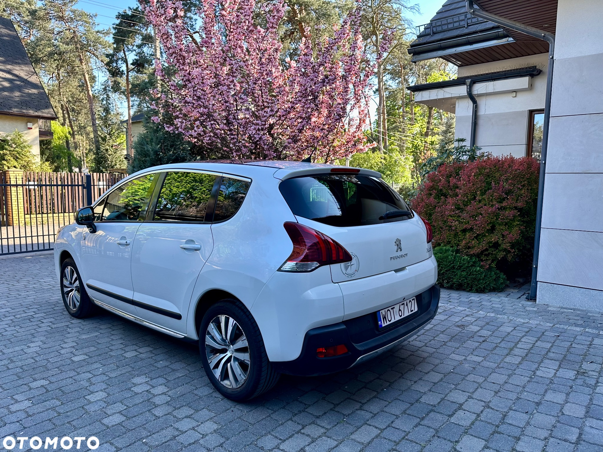 Peugeot 3008 1.2 PureTech Allure Pack S&S - 17