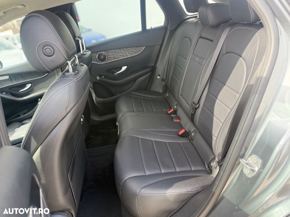 Mercedes-Benz GLC 220 d 4MATIC 9G-TRONIC - 20