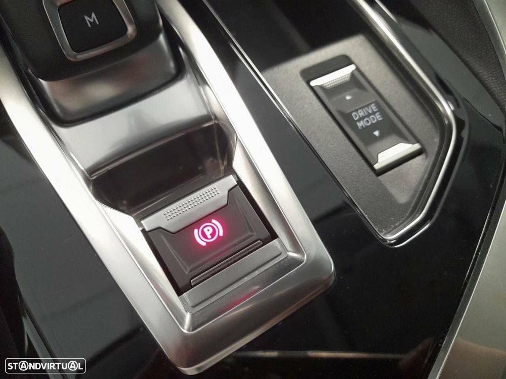 Peugeot 5008 1.5 BlueHDi Allure EAT8 - 16