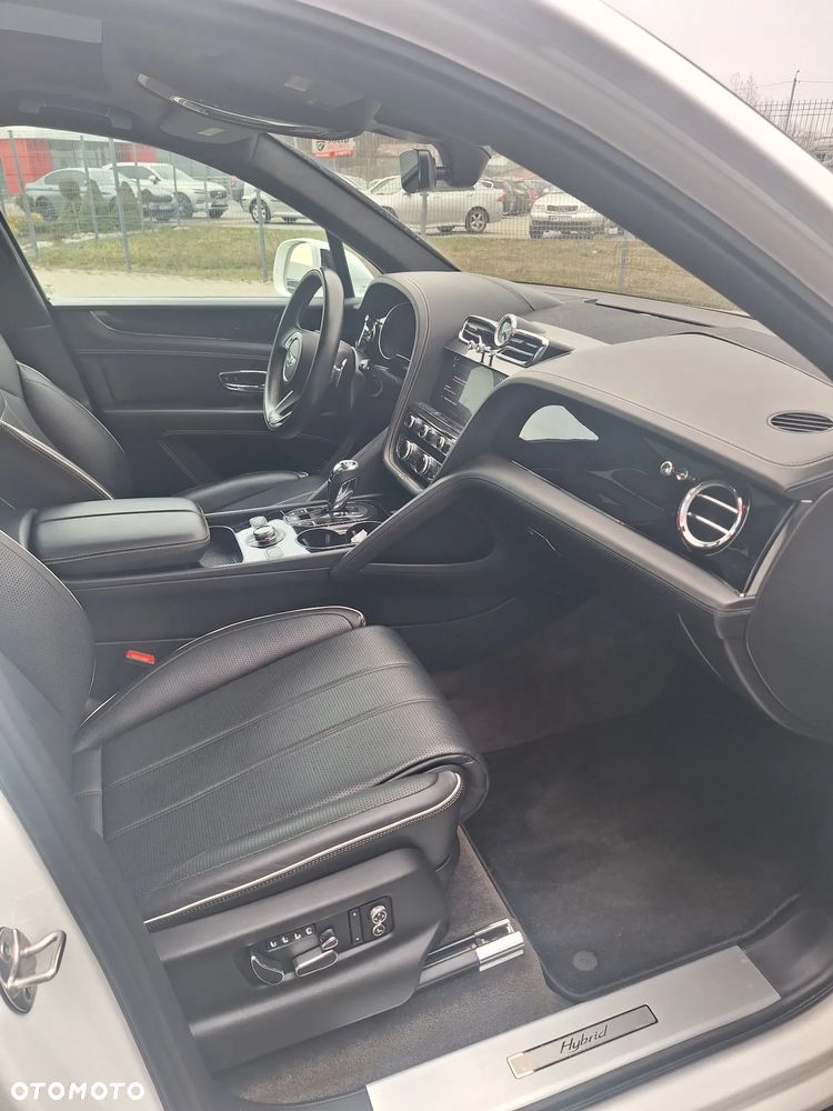 Bentley Bentayga - 9