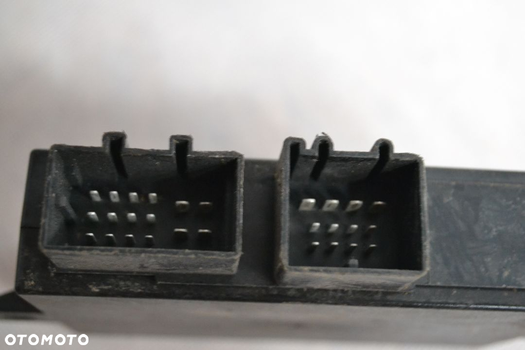 M17 1K0907383G MODUŁ HAKA T5 - 2