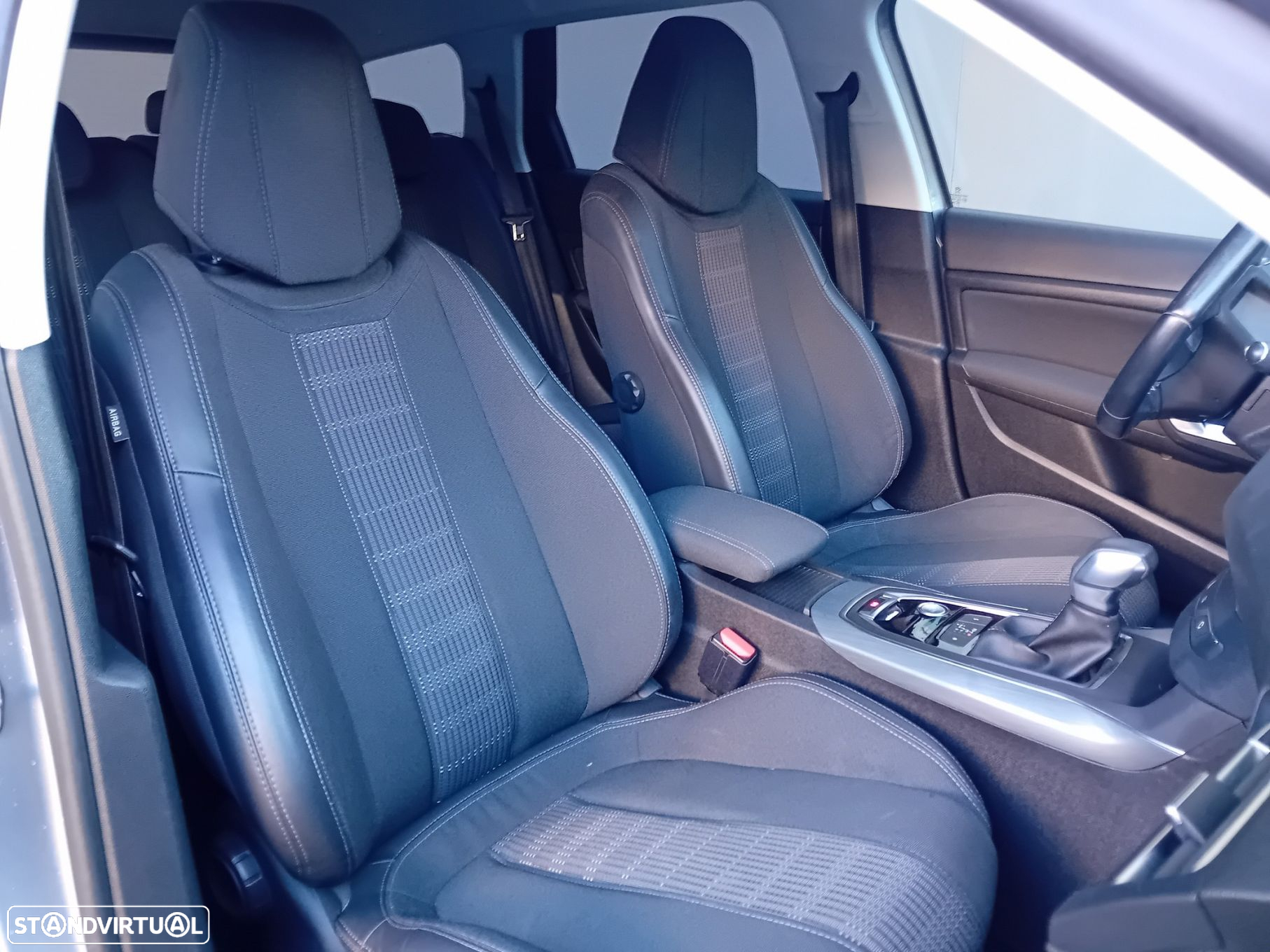 Peugeot 308 SW 1.2 PureTech Allure EAT6 - 11