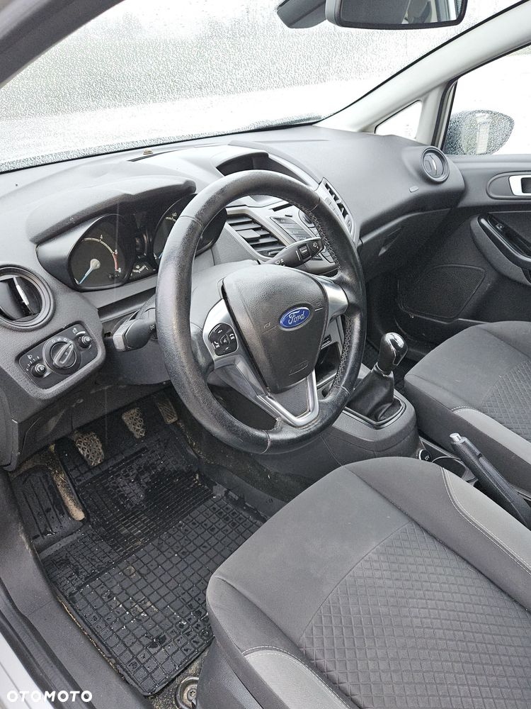 Ford Fiesta 1.6 TDCi Trend - 8