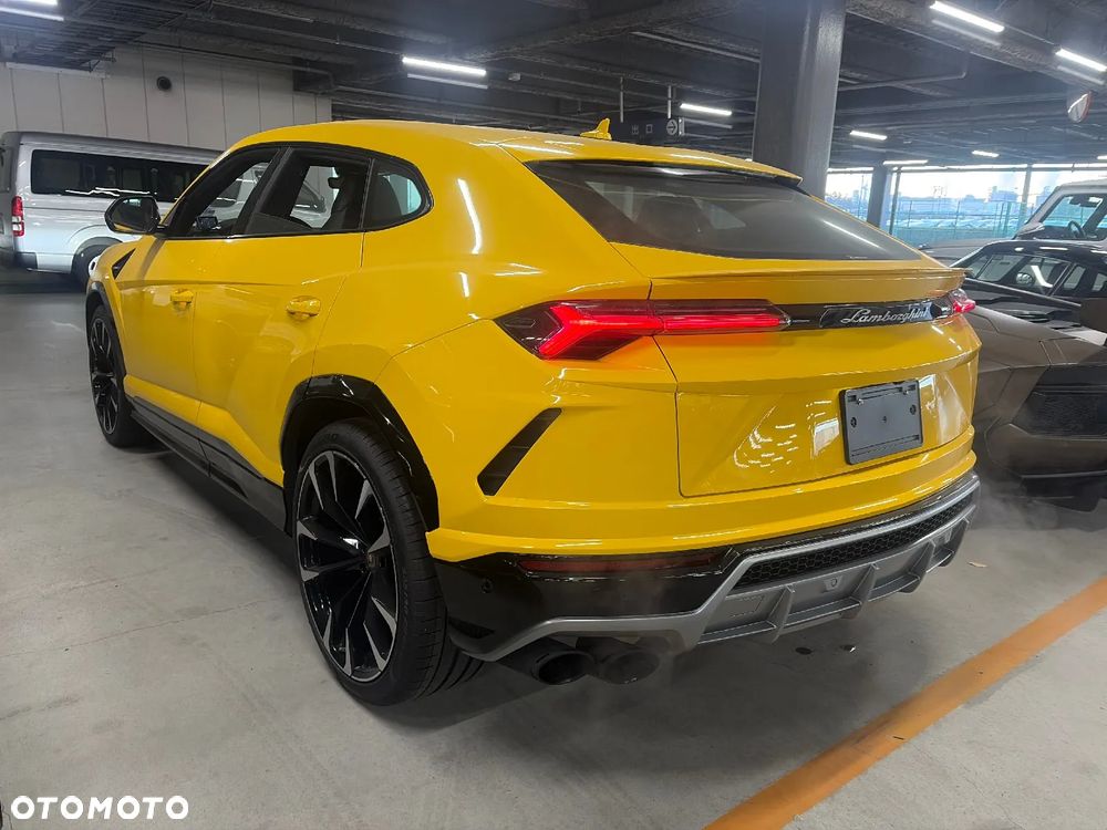 Lamborghini Urus - 5