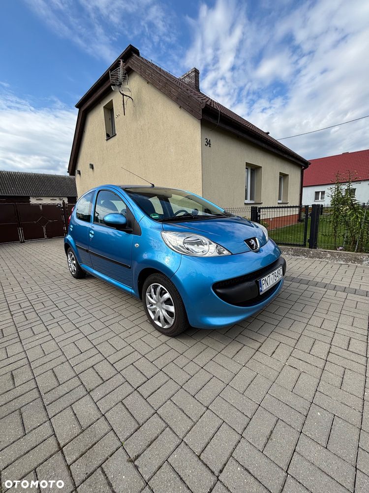 Peugeot 107 1.0 Trendy - 2