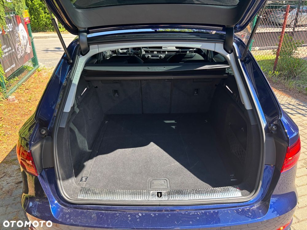Audi A4 Avant 40 TFSI Sport S tronic - 31