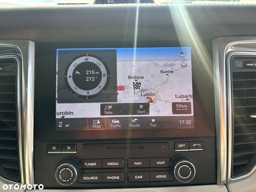 Porsche Macan GTS PDK - 25