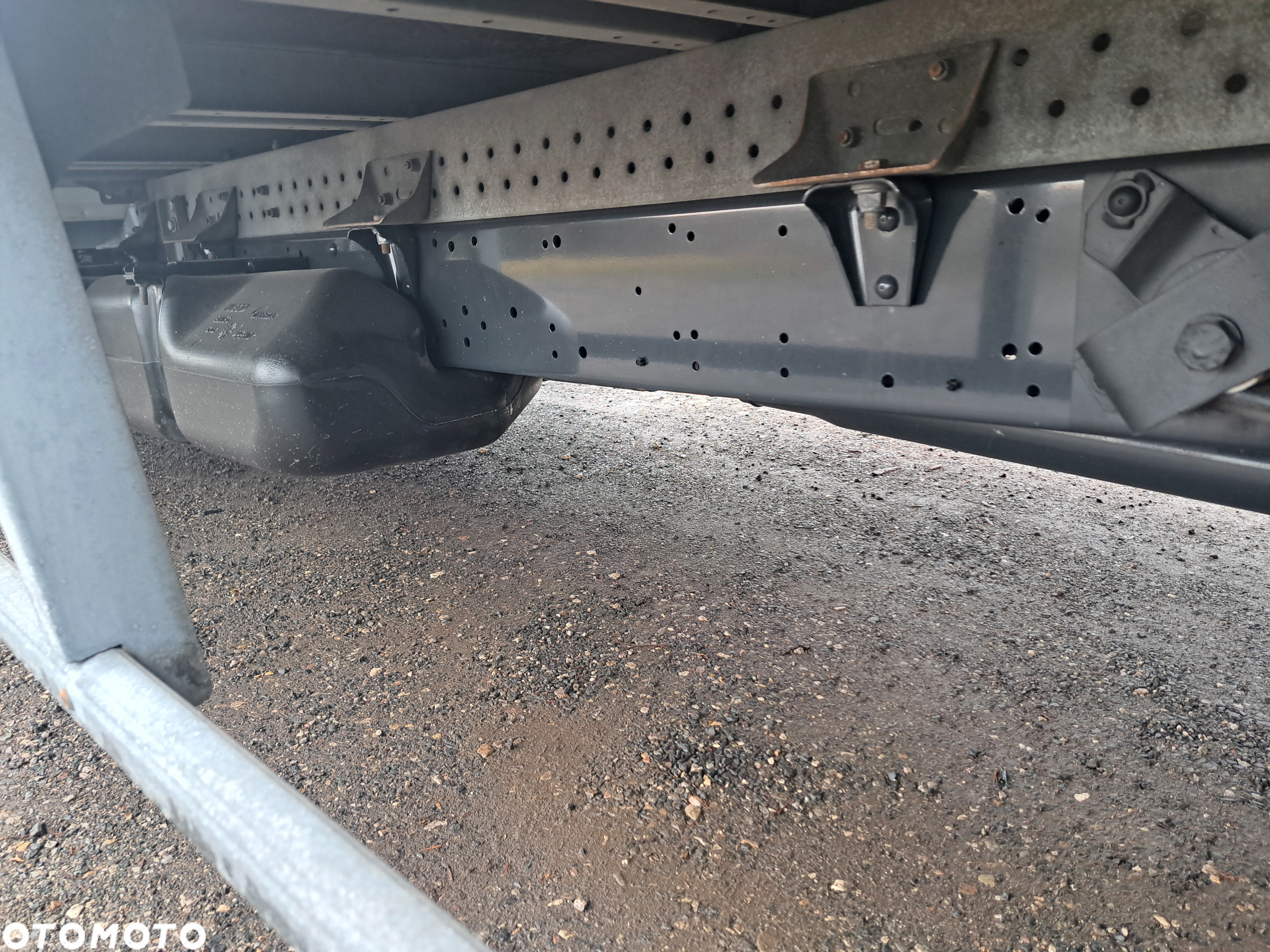 Iveco Daily 35C15 kontener winda klima - 10