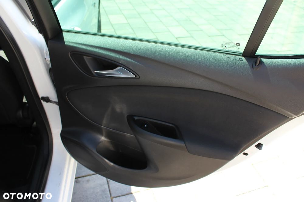 Opel Astra 1.4 Turbo Ultimate - 21