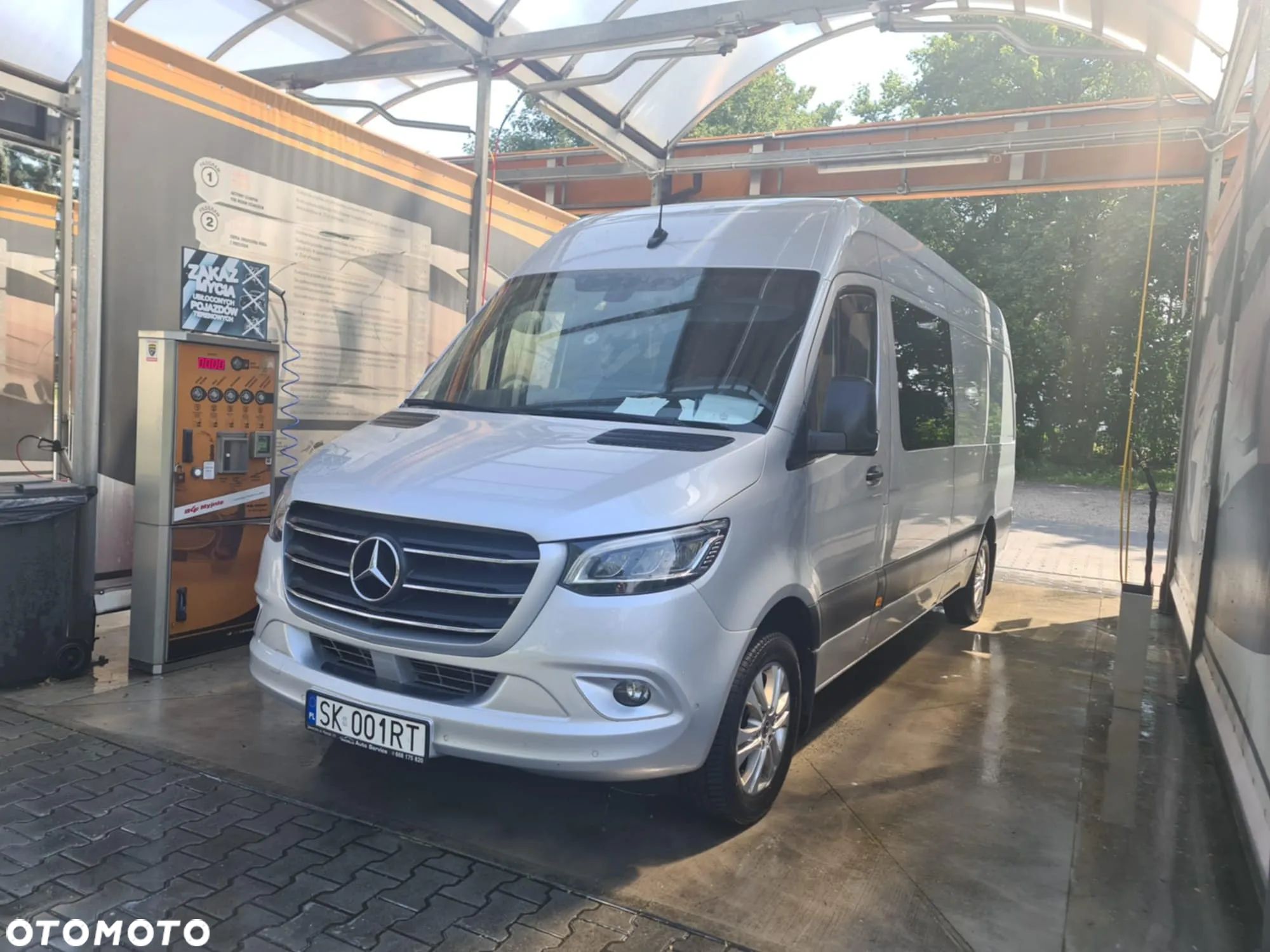 Mercedes-Benz Sprinter - 1