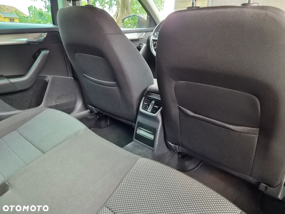 Skoda Octavia 1.4 TSI Ambition - 32