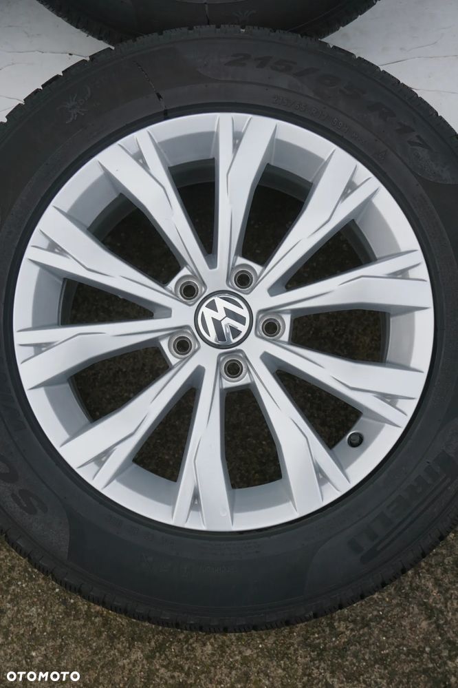 Volkswagen 5x112 17 7J Pirelli winter 215 65 17 - 3