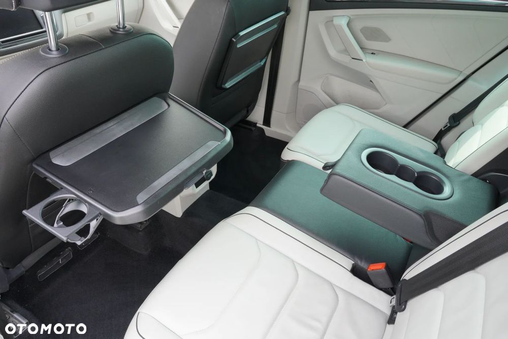 Volkswagen Tiguan - 16