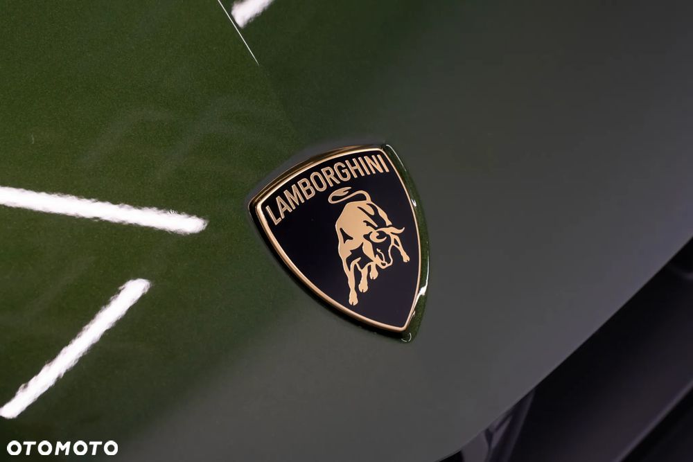 Lamborghini Urus - 26