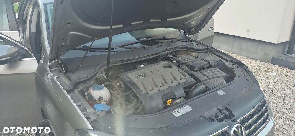 Volkswagen Passat - 7
