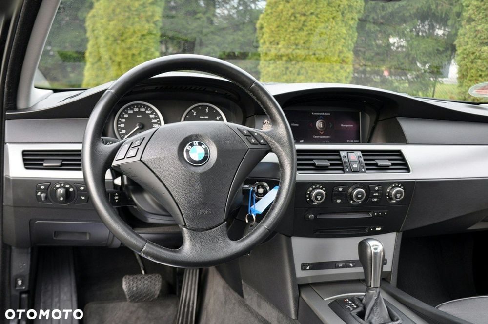 BMW Seria 5 - 30