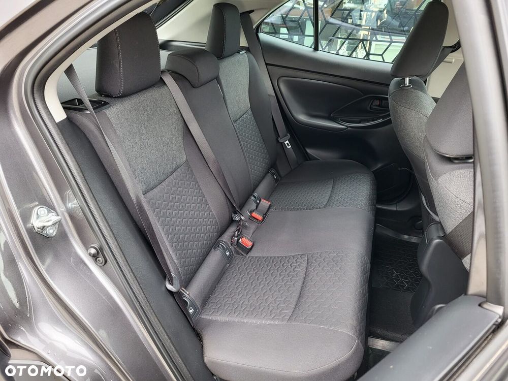 Toyota Yaris Cross Hybrid 1.5 Comfort 4x4 - 26