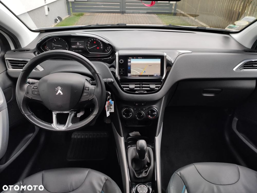 Peugeot 2008 1.6 BlueHDi Allure - 23