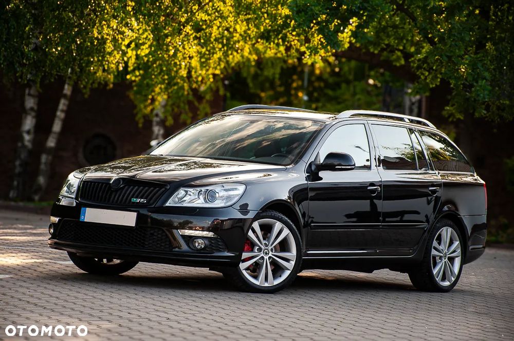 Skoda Octavia 2.0 TDI CR DPF DSG RS - 18