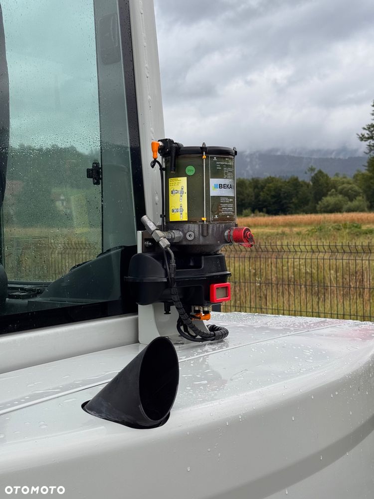 Takeuchi TB 250 - 6