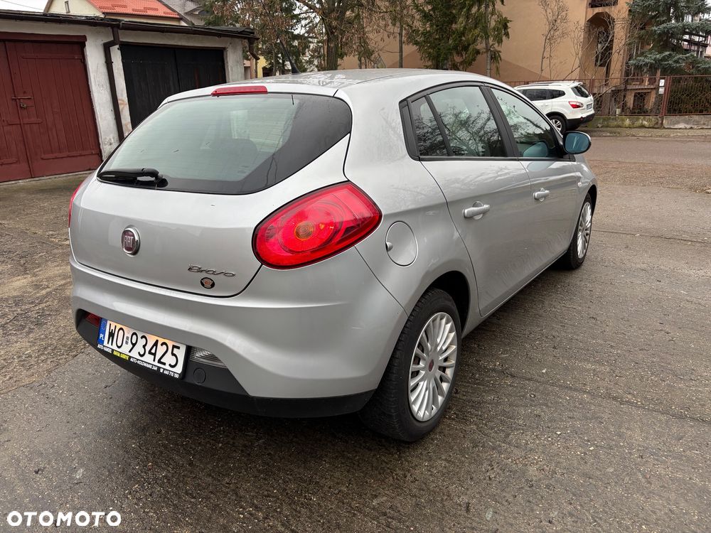 Fiat Bravo 1.4 T-JET 16V Street - 3